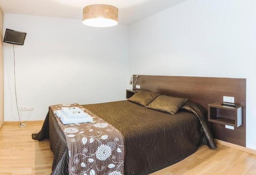 Номер Стандарт, Hostal Casasnovas