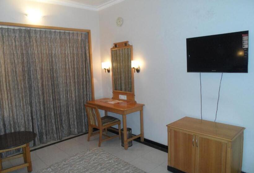 غرفة ديلوكس, Kalyan Residency