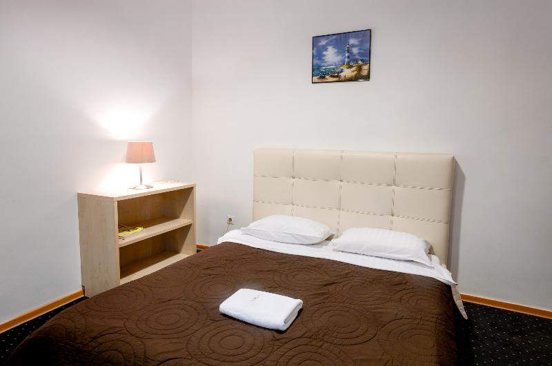 Номер Стандарт, Pacific