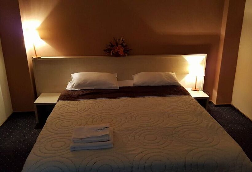 Номер Стандарт, Pacific