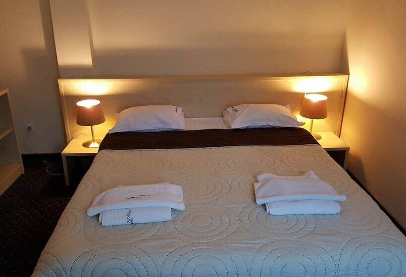 Номер Стандарт, Pacific