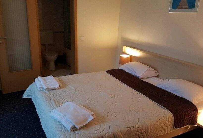 Номер Стандарт, Pacific