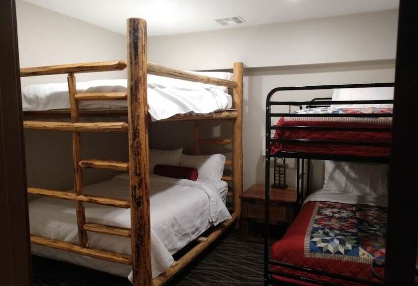 Люкс Повышенной Комфортности, Sawtelle Mountain Resort