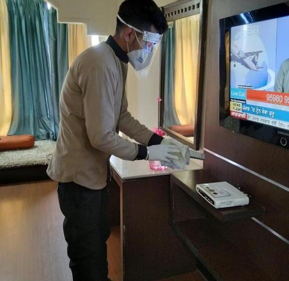 اتاق استاندارد با تخت بزرگ, Snow Valley Resorts Dalhousie