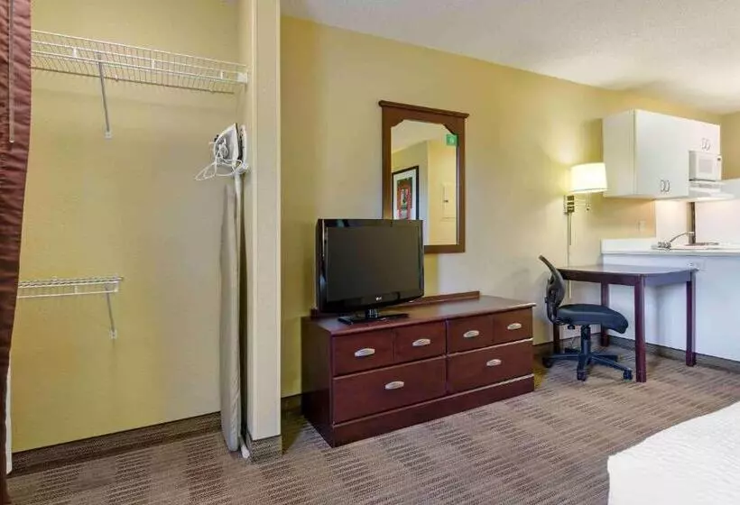 スタンダードスタジオ, Extended Stay America Suites  Lynchburg  University Blvd
