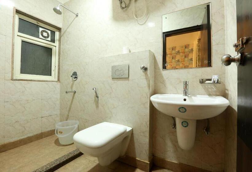 غرفة سوبيريور رباعية, Mayank Residency