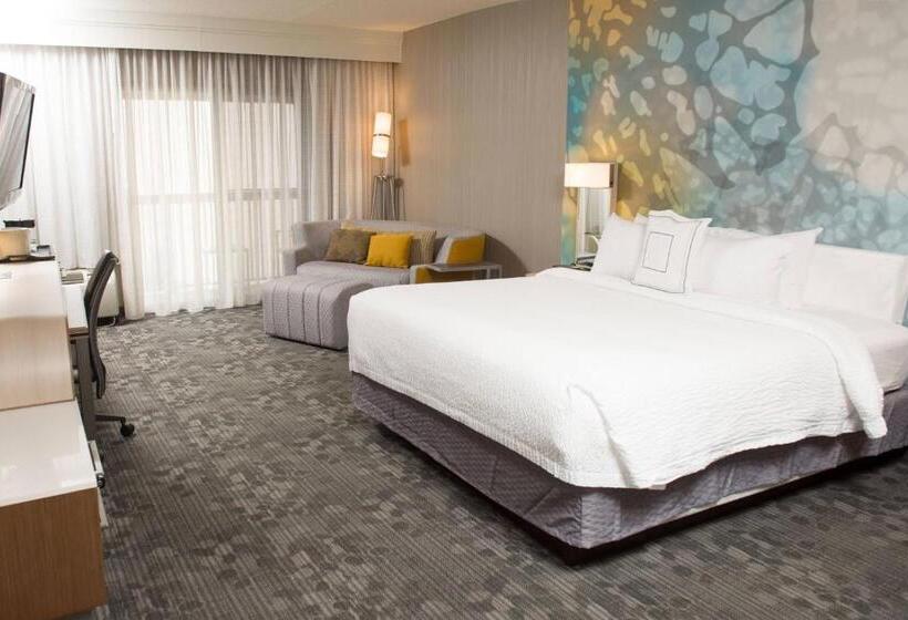 غرفة قياسية سرير كينج, Courtyard By Marriott Erie Ambassador Conference Center