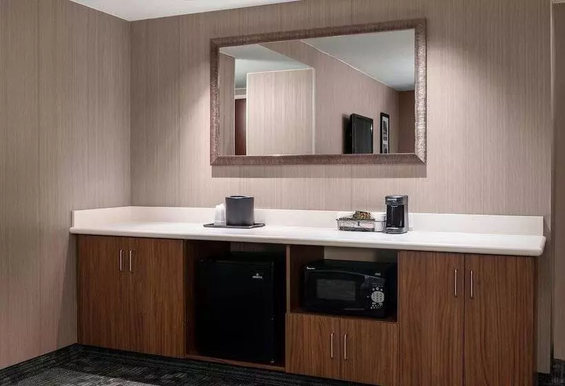 スイート, Courtyard By Marriott Seattle Federal Way