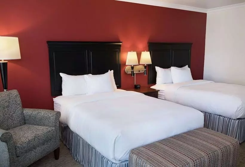اتاق استاندارد با 2 تخت دوبل, President Abraham Lincoln Springfield   Doubletree By Hilton