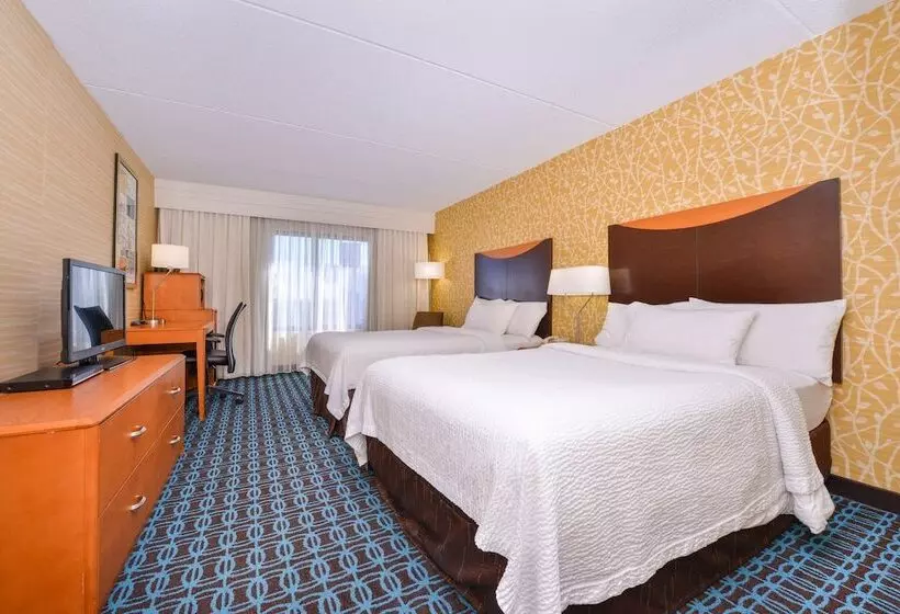 ２ダブルベッドのスタンダードルーム, Fairfield Inn Rochester Airport