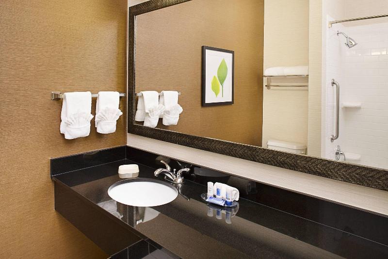 غرفة قياسية سرير كينج, Fairfield Inn & Suites By Marriott San Antonio Seaworld / Westover Hills