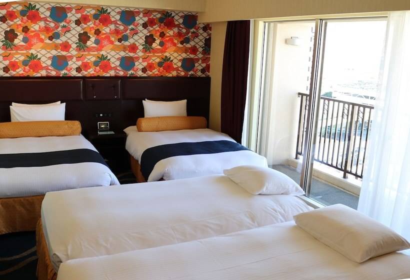 غرفة سوبيريور, Loisir Spa Tower Naha