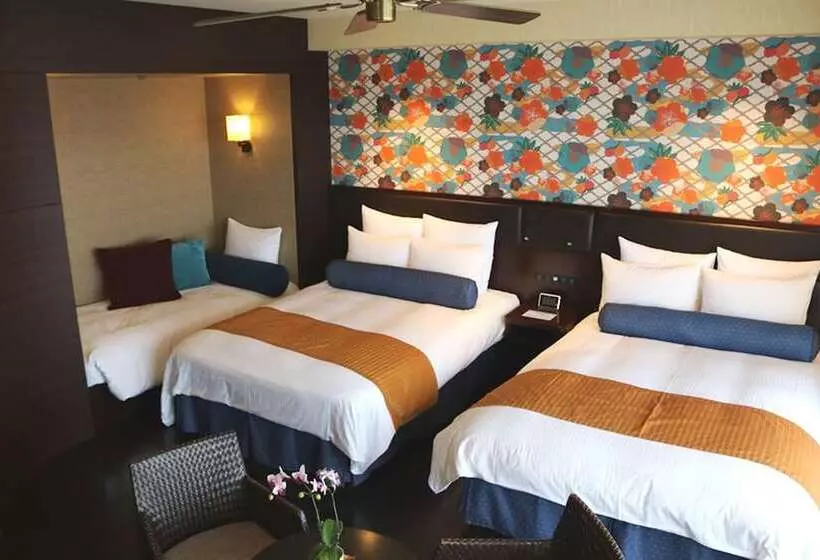 اتاق لوکس, Loisir Spa Tower Naha