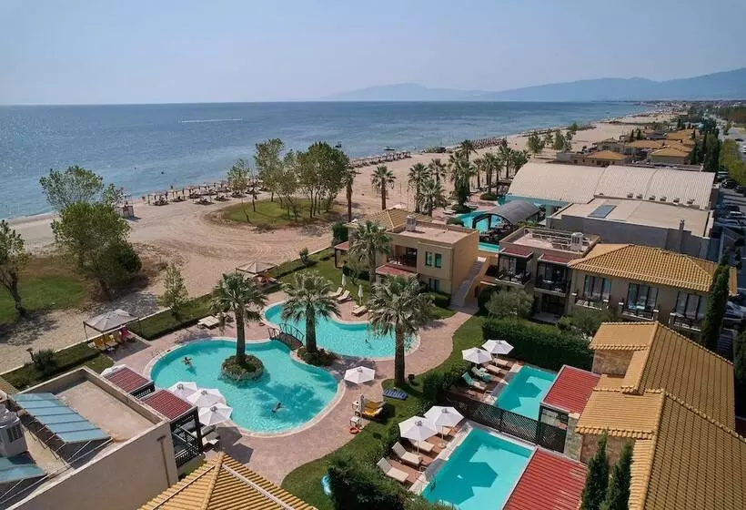 Perhehuone, Mediterranean Village Hotel & Spa