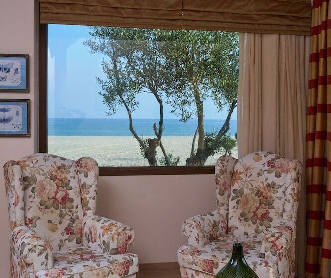 جناح, Mediterranean Village Hotel & Spa