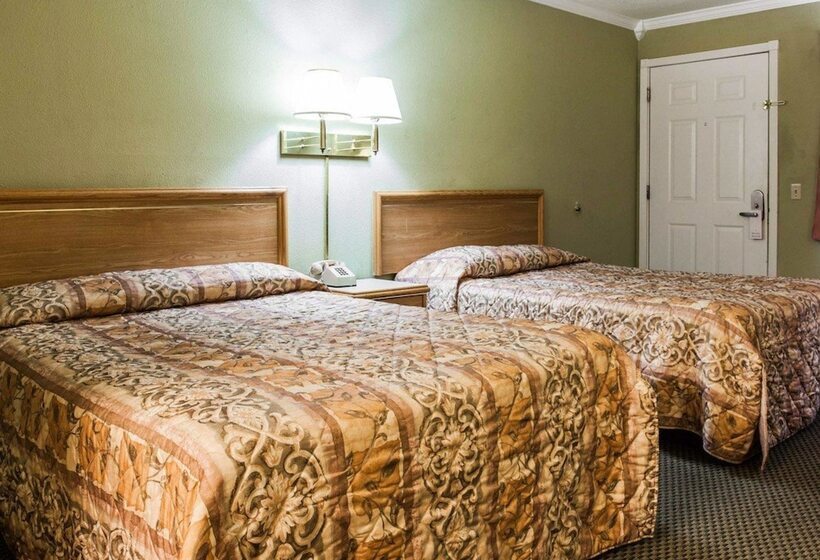 Номер Стандарт 2 Двуспальные Кровати, Rodeway Inn