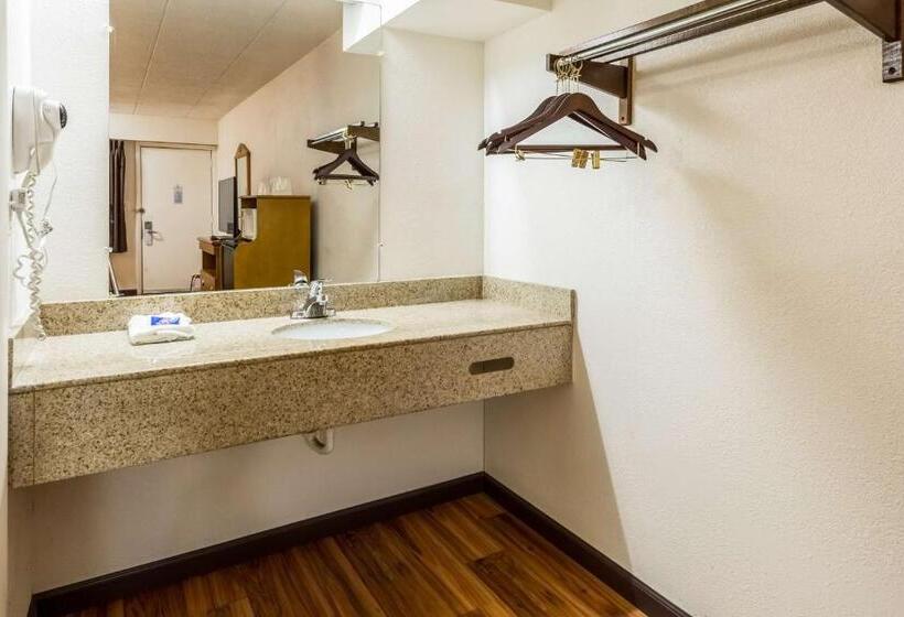 Четырехместный Номер Стандарт, Motel 6grove City, Oh