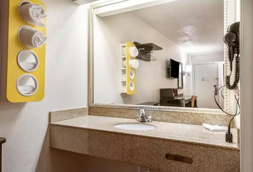 スタンダード４人部屋, Motel 6grove City, Oh