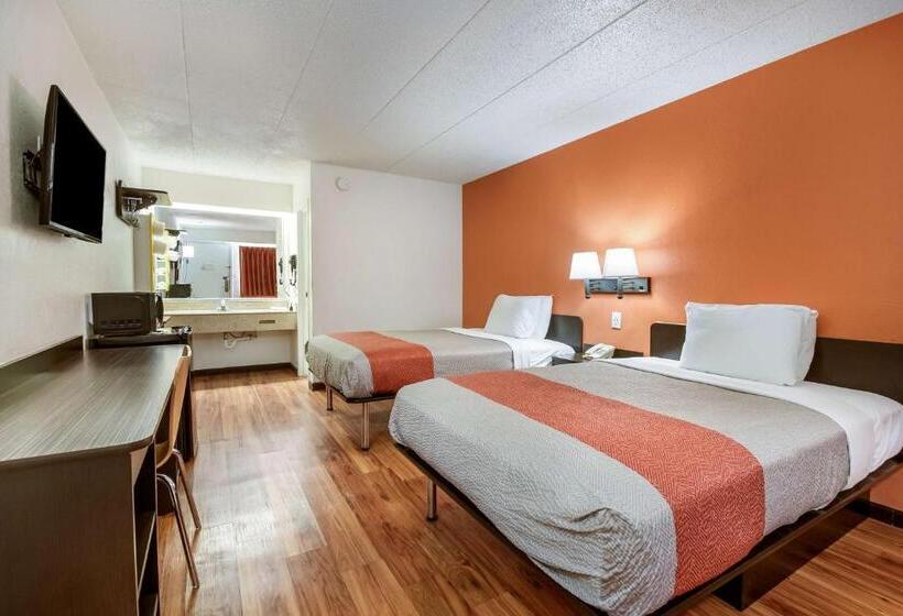 Четырехместный Номер Стандарт, Motel 6grove City, Oh
