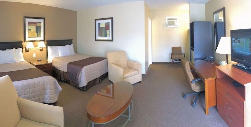 غرفه قياسيه سريرين مزدوجين, The Lincoln Inn