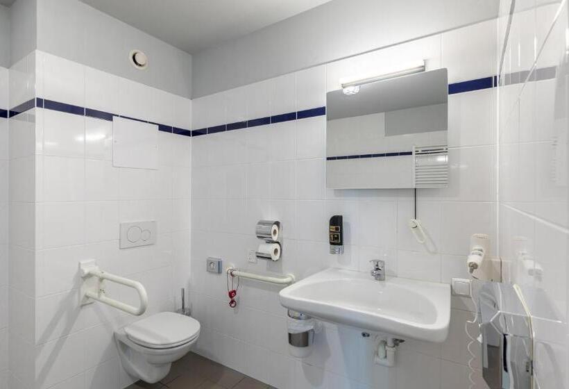 اتاق استاندارد یک نفره, a&o Wien Hauptbahnhof