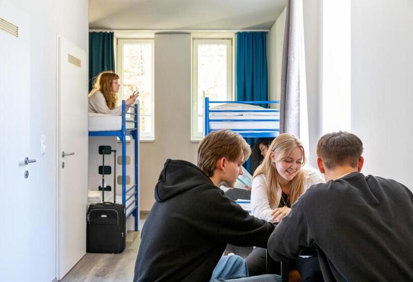 اتاق استاندارد چهار تخته, a&o Wien Hauptbahnhof