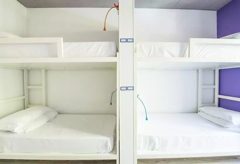 Bed in Shared Room with Shared Bathroom, Safestay Madrid Central