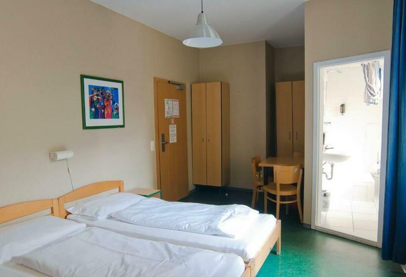 اتاق استاندارد, Happy Hotel Berlin