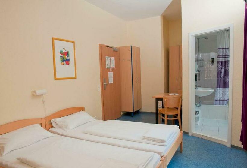 اتاق استاندارد, Happy Hotel Berlin