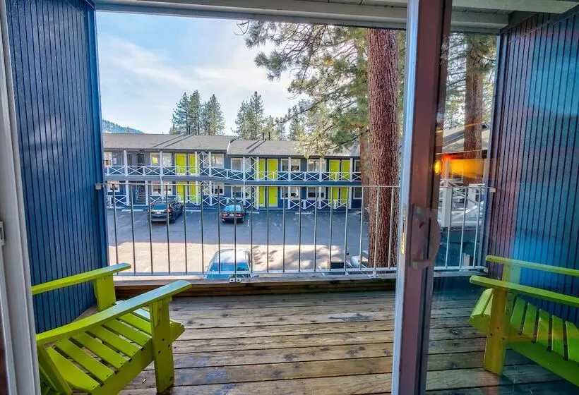 ファミリールーム, Basecamp Tahoe South