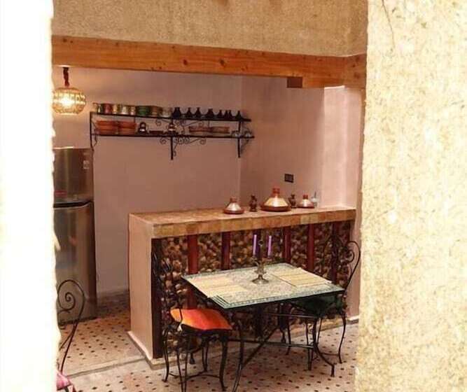 اتاق لوکس, Dar Ahl Tadla