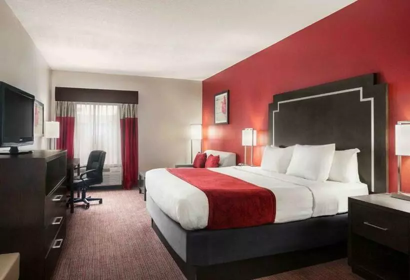 キングサイズベッドのスタンダードルーム, Days Inn & Suites By Wyndham Murfreesboro