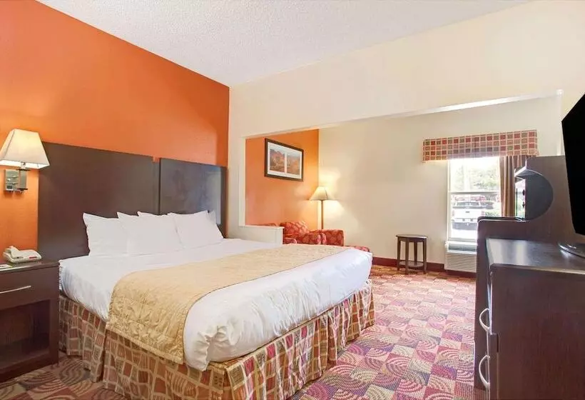 身障者適用スイートルーム, Days Inn & Suites By Wyndham Ridgeland