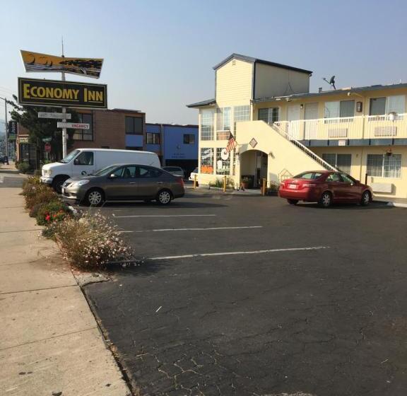 غرفة قياسية فردية, Economy Inn Seaside