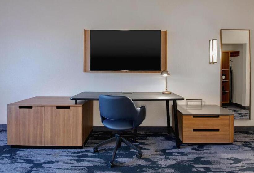 غرفة قياسية سرير كينج, Fairfield Inn & Suites By Marriott Greenwood