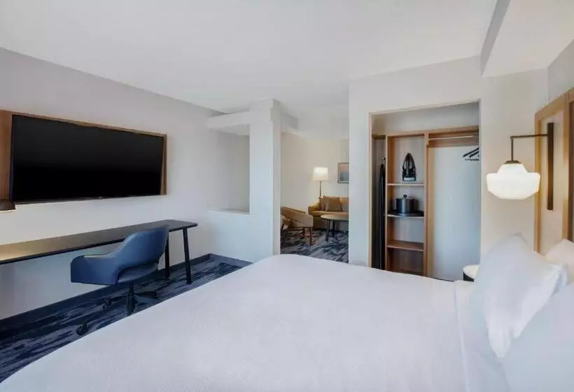 キングサイドベッドのスタンダードワンルーム, Fairfield Inn & Suites By Marriott Greenwood