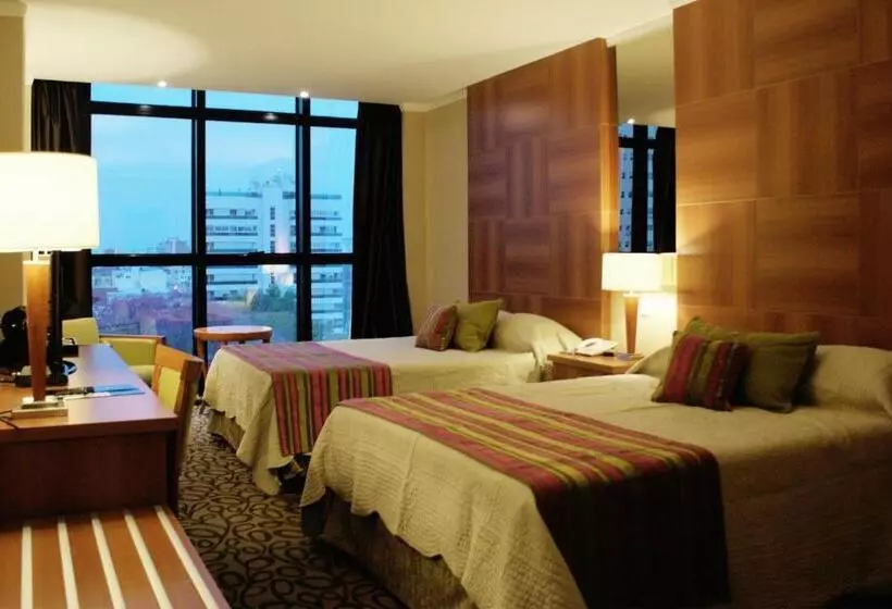 اتاق استاندارد با چشمانداز شهر, Turismo Hotel Casino
