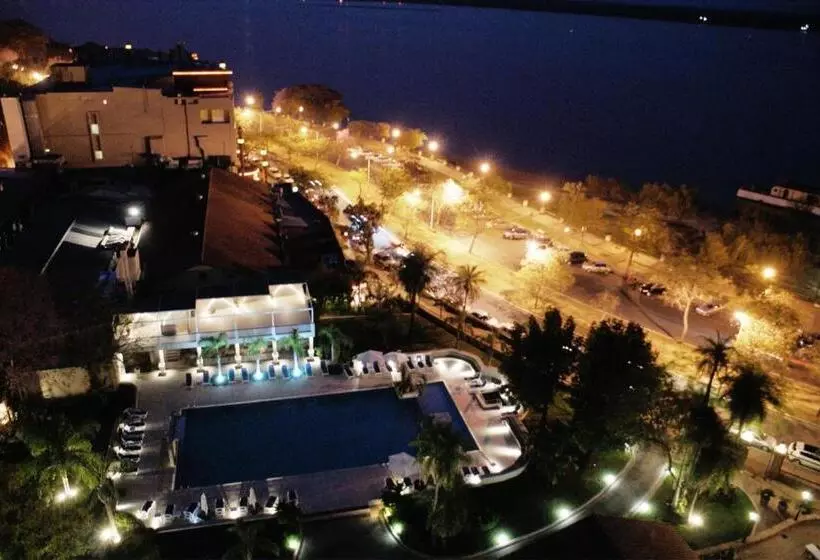 اتاق استاندارد با چشمانداز رودخانه, Turismo Hotel Casino