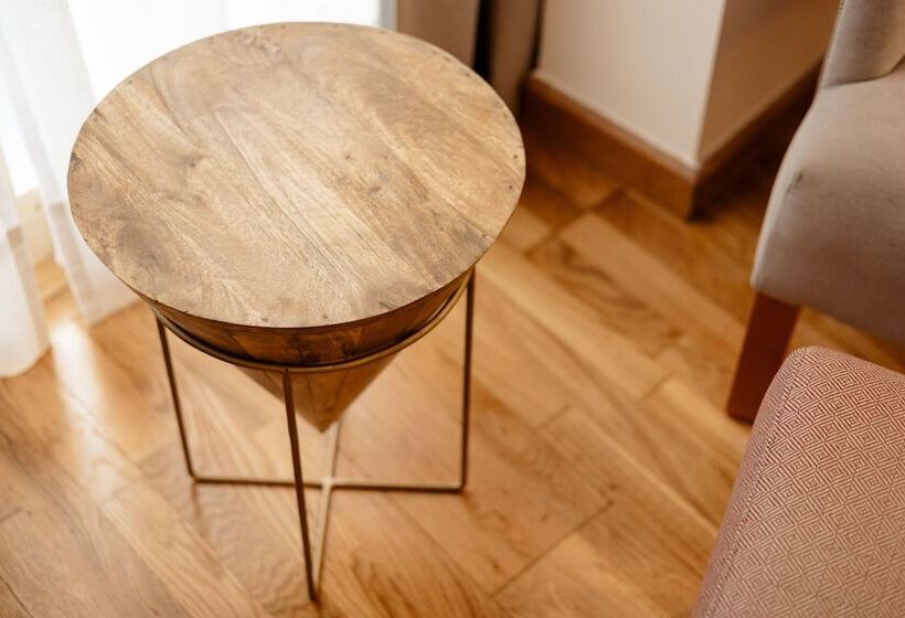 Standard-studio, Apartamentos Debambú