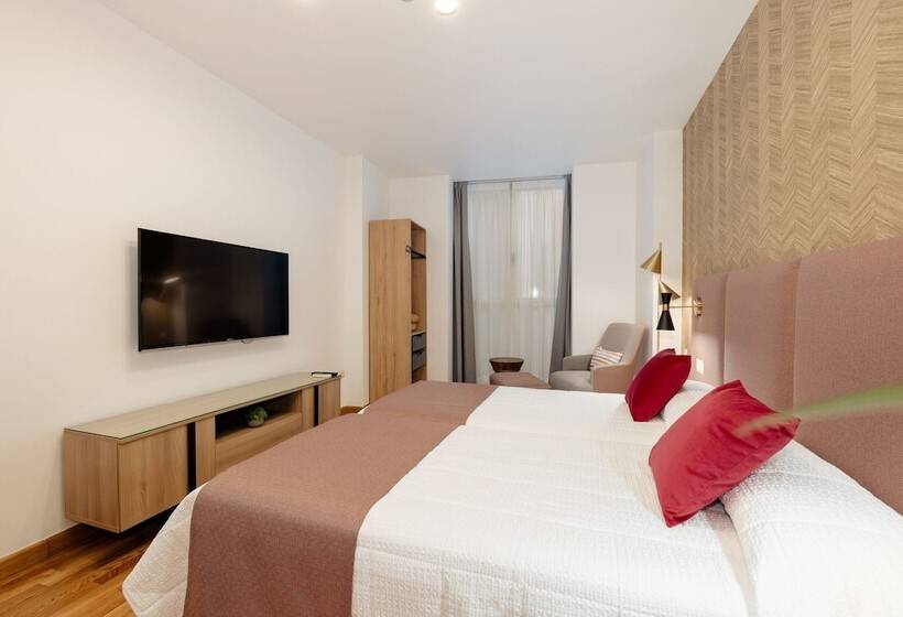 Standard-studio, Apartamentos Debambú