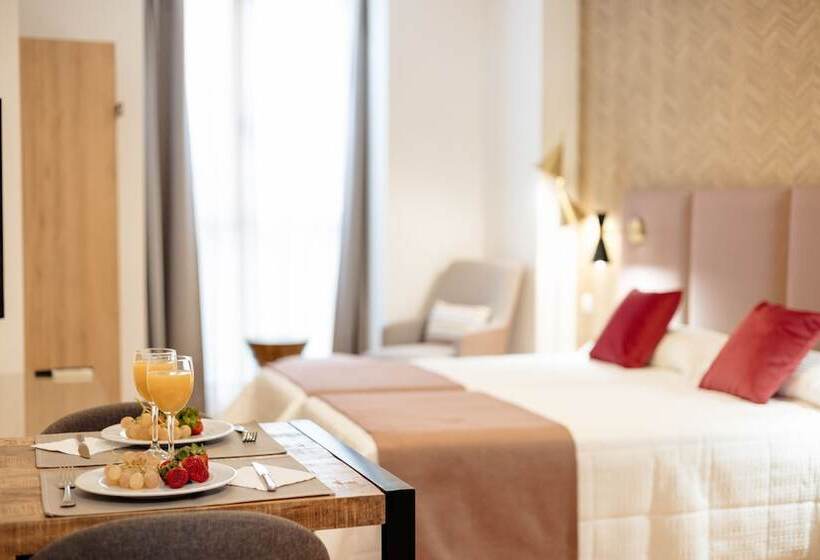 Standard-studio, Apartamentos Debambú