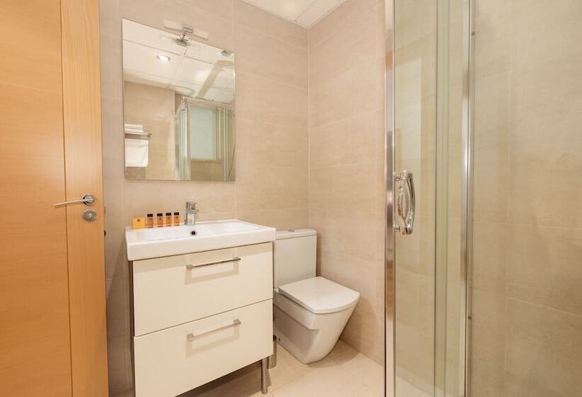 Standard-studio, Apartamentos Debambú