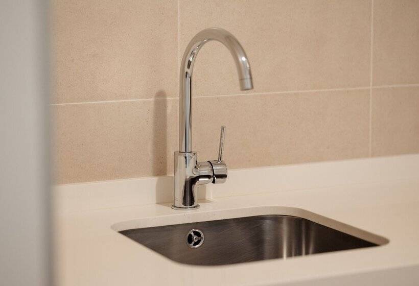 Standard-studio, Apartamentos Debambú