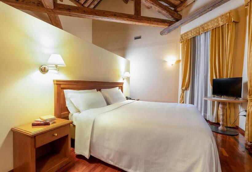 デラックスジュニアスイート, Alle Acque