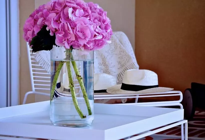 اتاق لوکس, Ama Islantilla Resort