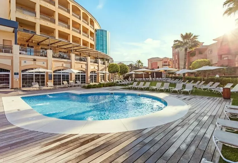 اتاق لوکس, Ama Islantilla Resort