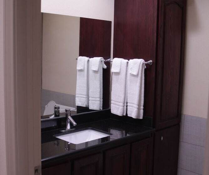 جناح, Americas Best Value Inn Port Aransas