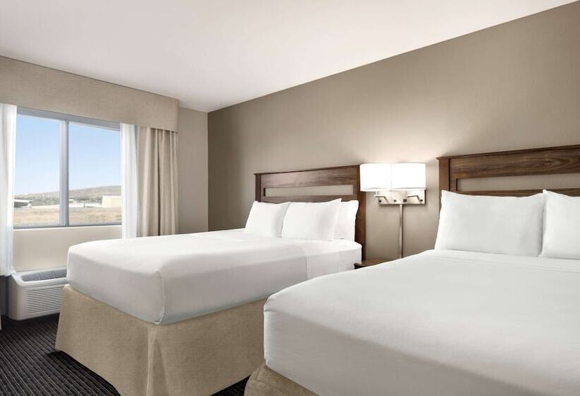 غرفه قياسيه سريرين مزدوجين, Baymont By Wyndham Rawlins