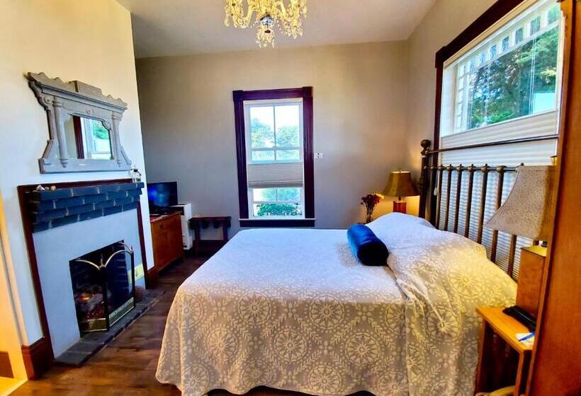 חדר סטנדרט מותאם לאדם עם מוגבלויות, Captain's Inn At Moss Landing