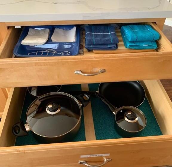 דירה בת חדר שינה 1 עם מרפסת, Captain's Inn At Moss Landing